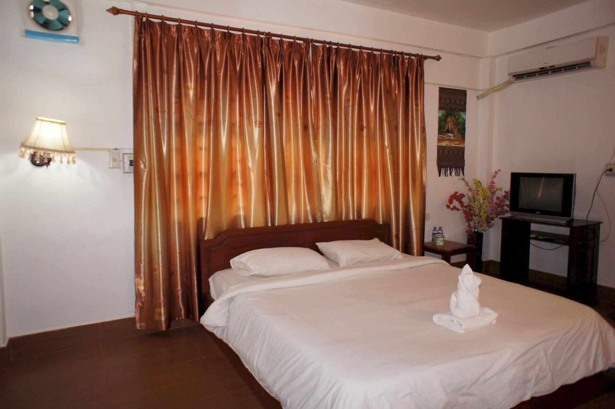 Malany Villa 1 Vang Vieng Buitenkant foto