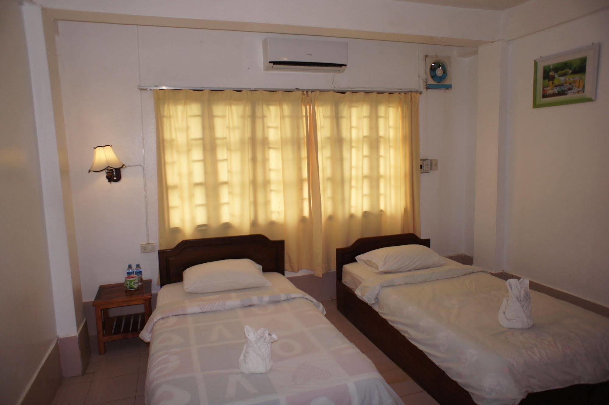 Malany Villa 1 Vang Vieng Buitenkant foto